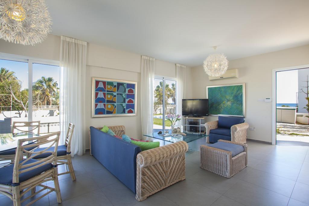 Villa Alona Sotira  Pokoj fotografie